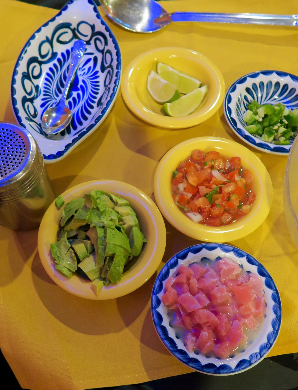 el gato plates.jpg